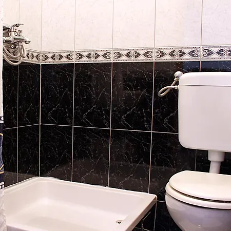 Krka בית הארחה