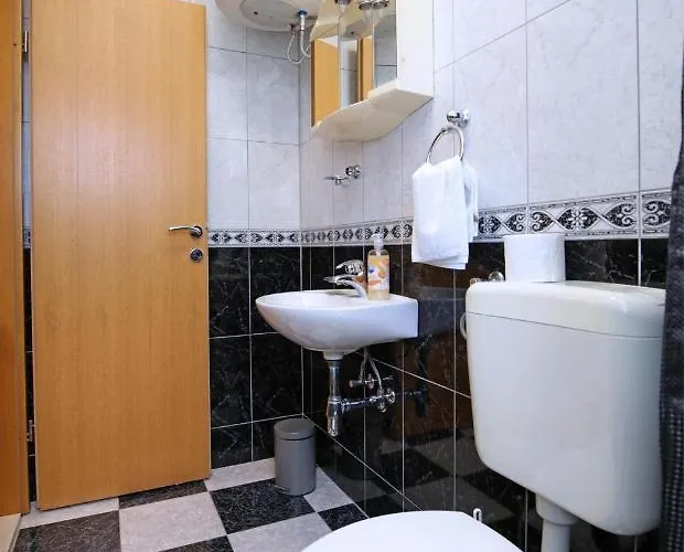 ゲストハウス Krka 3*