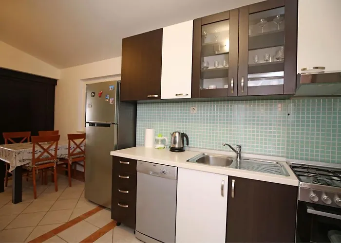 ゲストハウス Krka ロゾヴァック