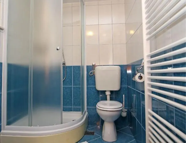 Krka ゲストハウス ロゾヴァック